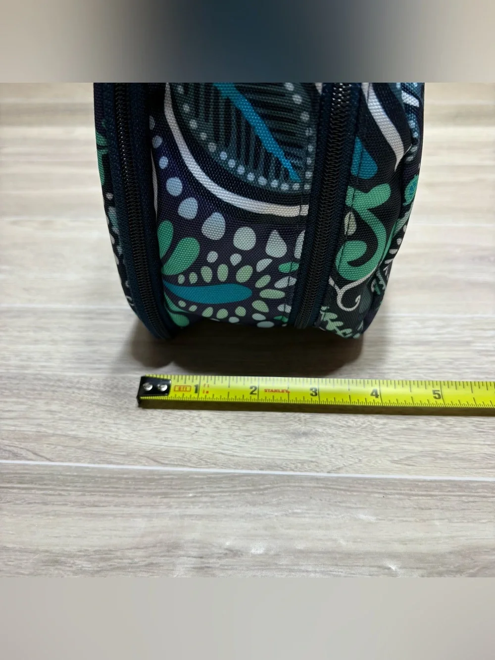 Vera Bradley Double Zip Toiletry Bag Travel Cosmetic Island Medallion